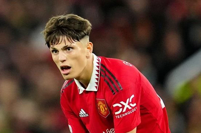 ليفركوزن يتراجع عن صفقة انتقال جارناتشو